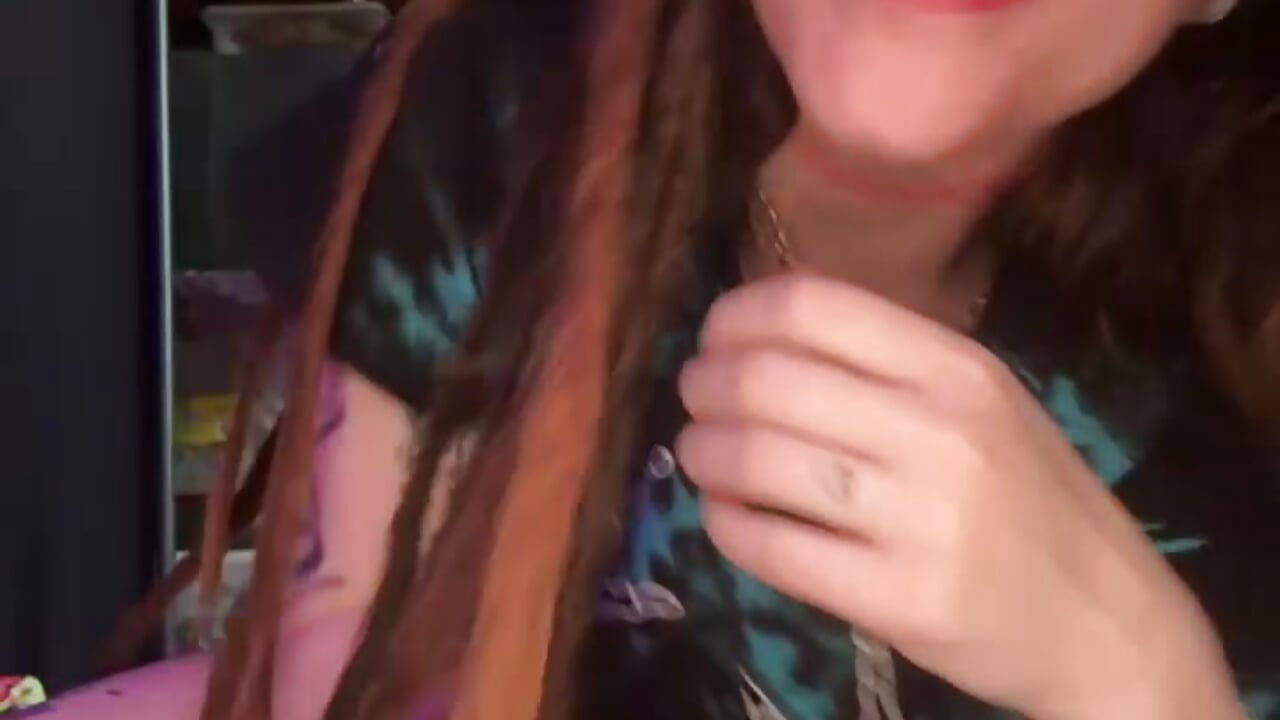 Make out & Long Tongue Fetish Play😜 - BlaizeyBBy 캠 모델의 동영상