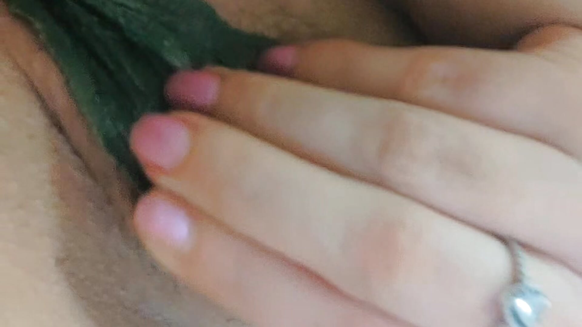 Me gusta abrir mi vagina pensando en ti 🤤