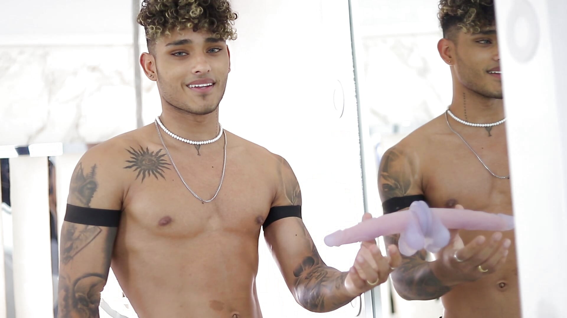 Pleasure Training - video by Alessandro_Vanni cam model