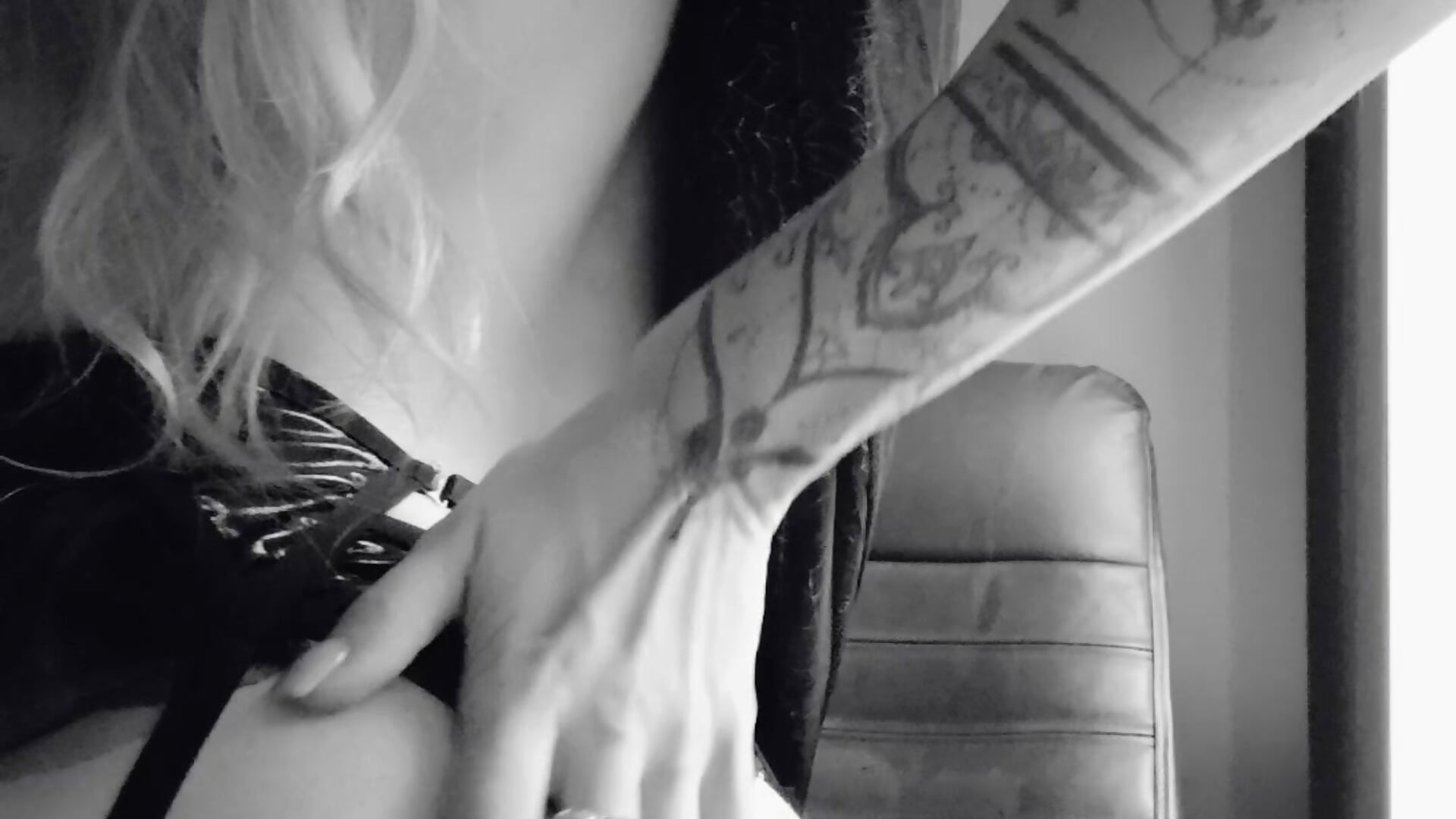 Spank me and eat me💋 – video od webkamerové modelky GraceCandy