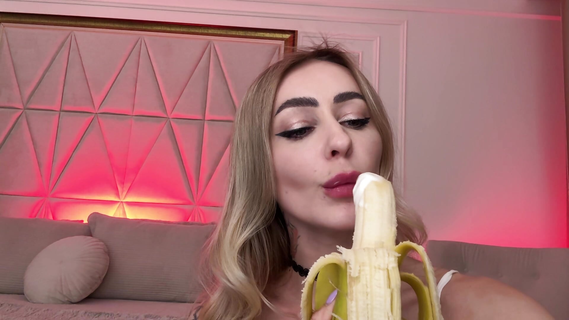 pretend it's not a banana