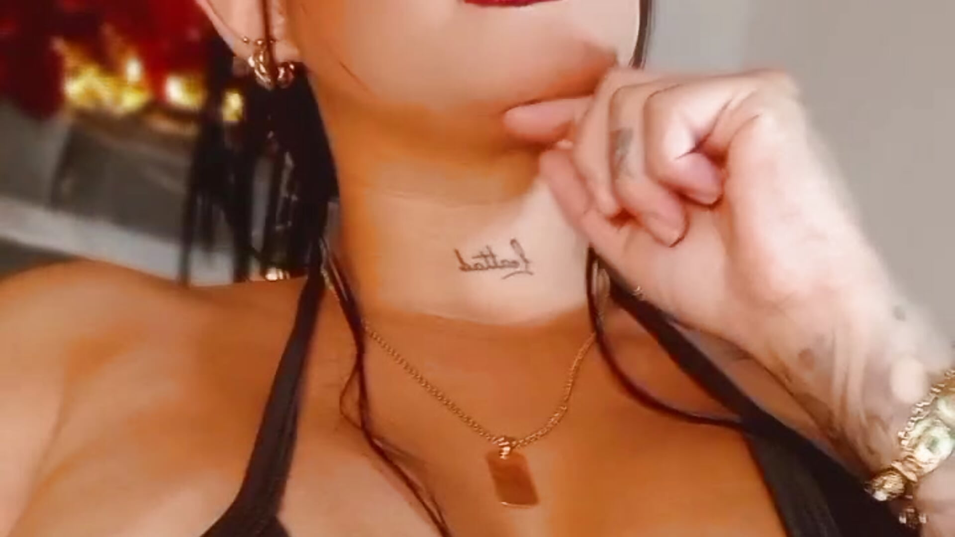 Mommy is horny and wants to play ❤ - video av miss_hope cam model