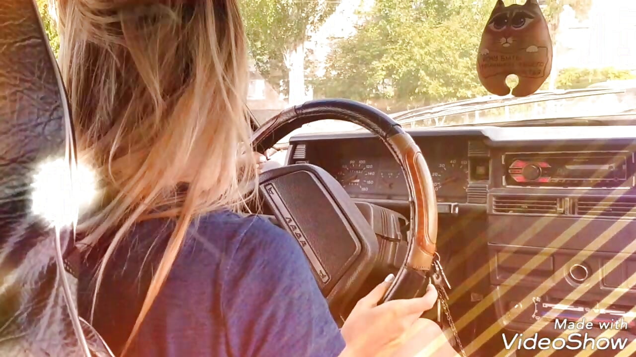 Katys LADA 2109 LOLLLLLL - video by PrettieKate cam model