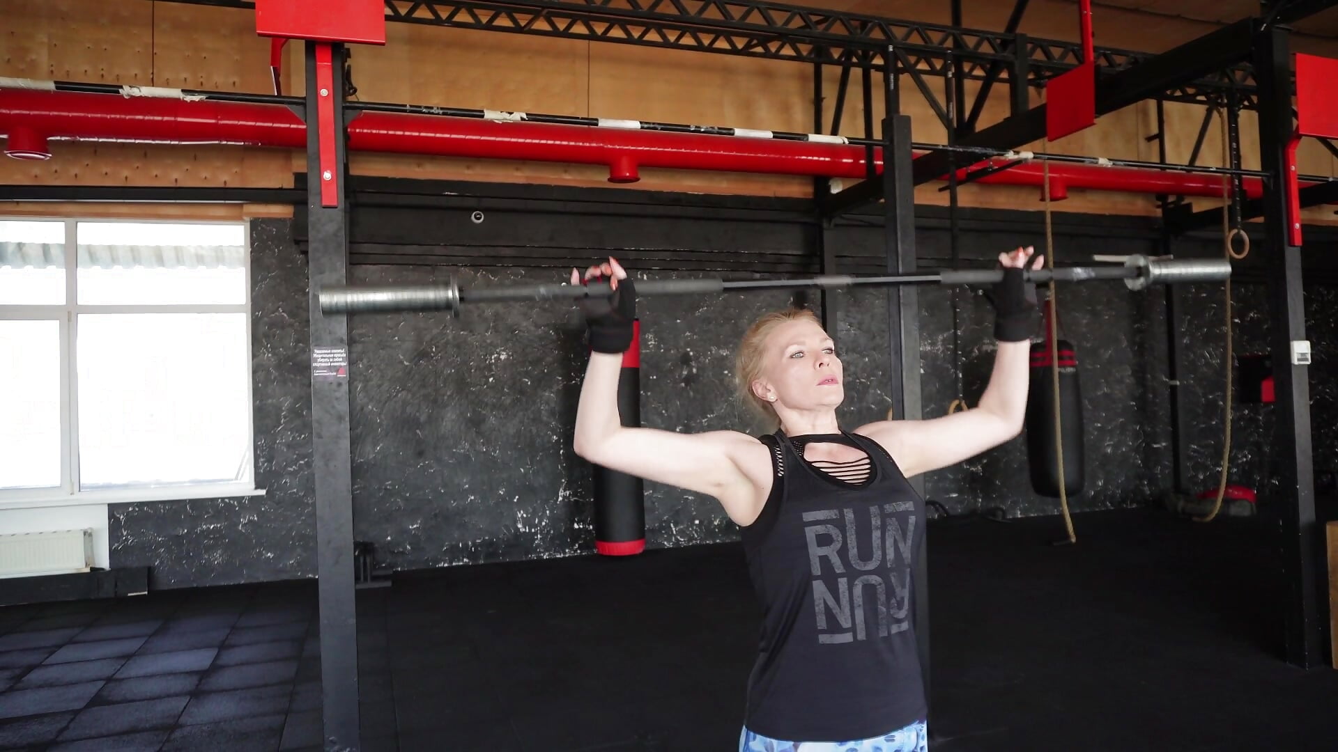 GYM# shower #wet body# squirt - Video von callme_Anna Cam-Model