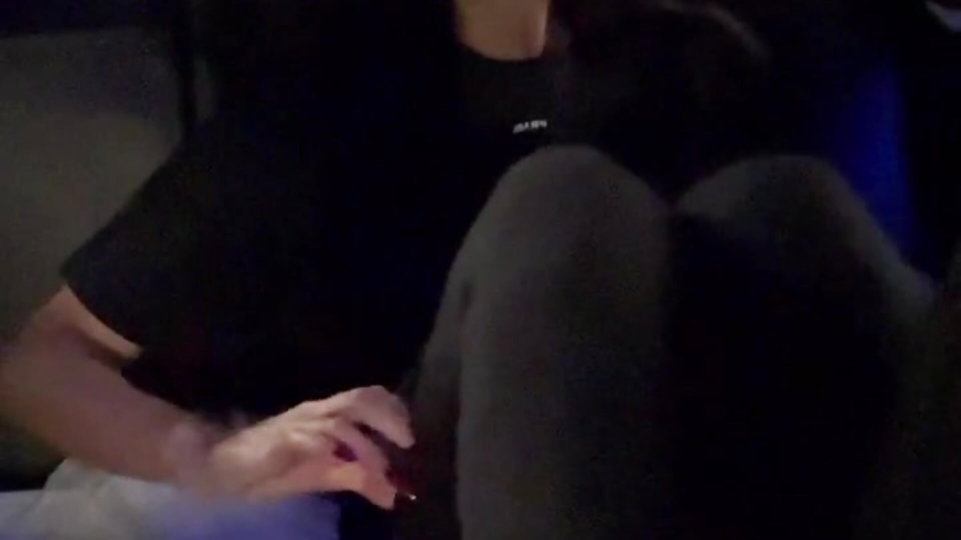 Squirt in car,in a public parking - video by Layla23a cam model