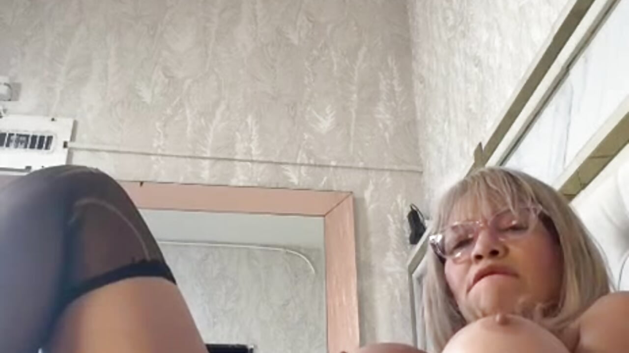 Quick fuck until you're squirting🥵🔥