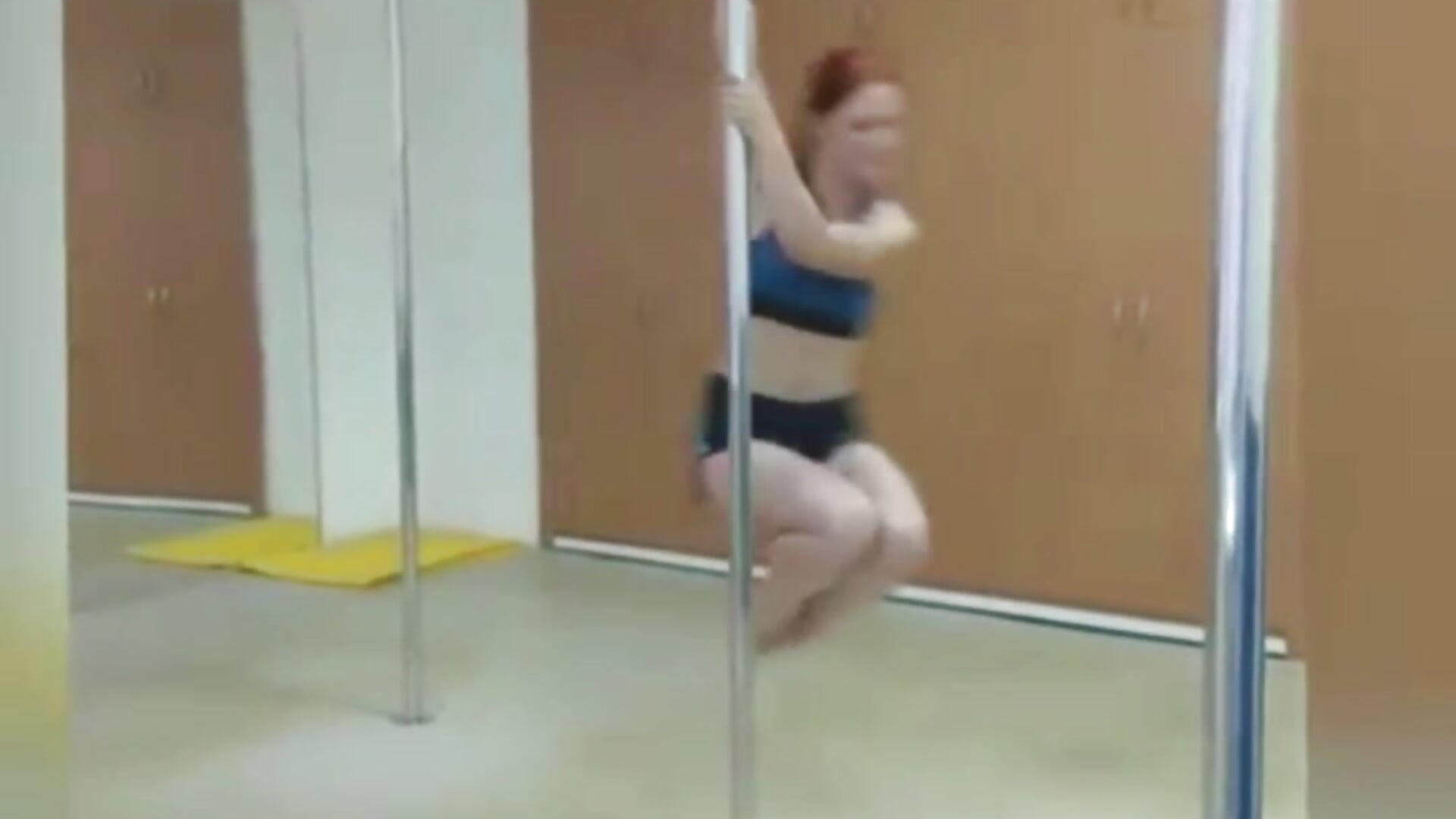 two years ago..I want to learn a lot and fly like a butterfly..but this is after the war - CindyJonson主播的视频