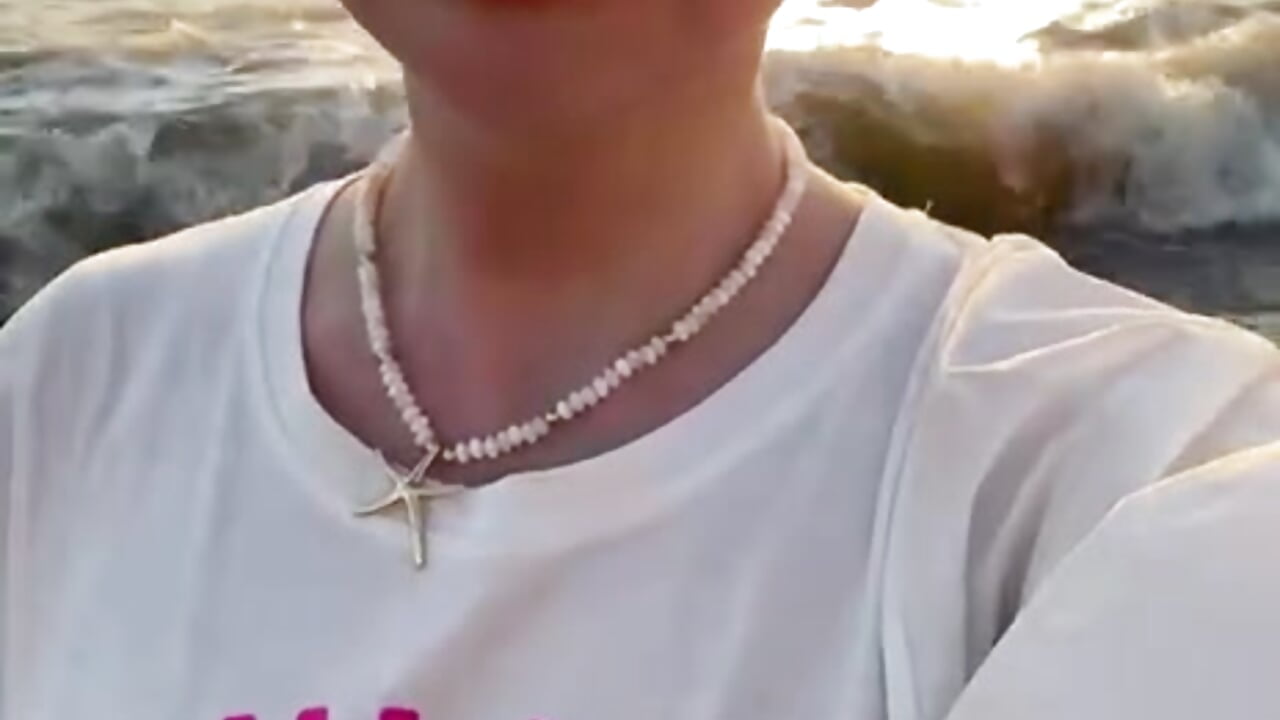 hi💋 - video by FancyRoom cam model