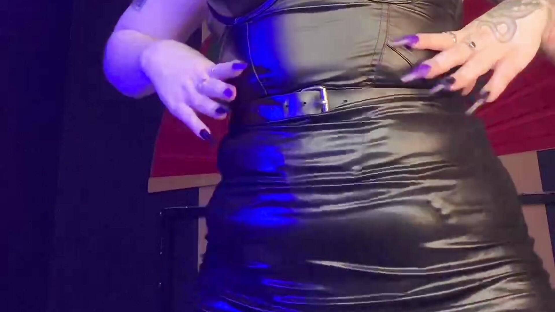 Leather Heart - Ivon_Diaz主播的视频