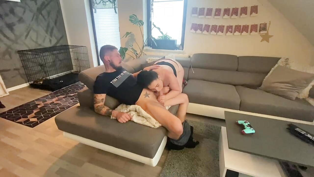 30. Ride the Dick und Cumshot Bauch - Video von BonnyundClyde19 Cam-Model