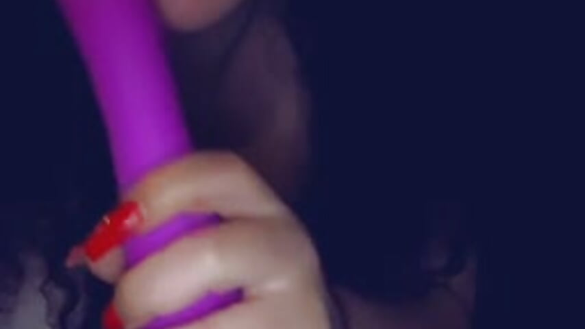 trim,B43A83F6-78D0-4485-AB04-F3AF6D0B3749 – video af curvygyal