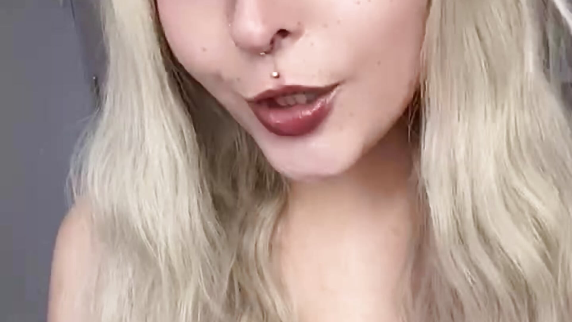 Teeny-weeny - video by Alice__Goddess cam model