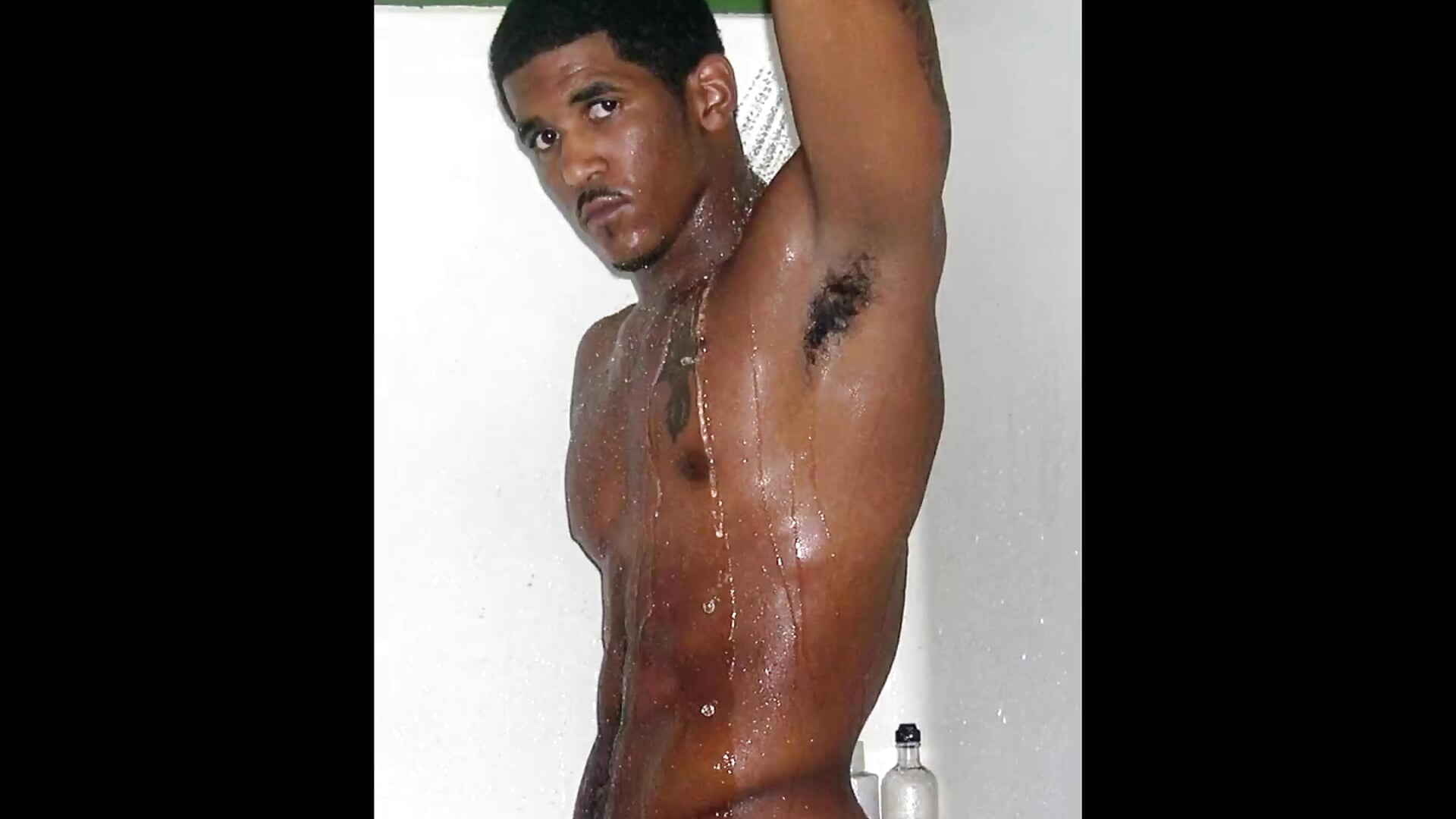 All Me - βίντεο μοντέλου SoUnloveable