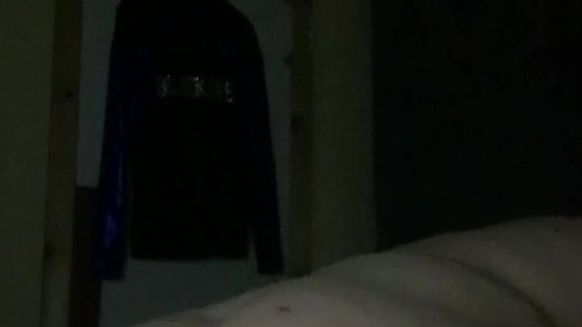 trim,6EB88322-283B-4926-9CAE-1FE2B5667E43 - video by SilasRed cam model