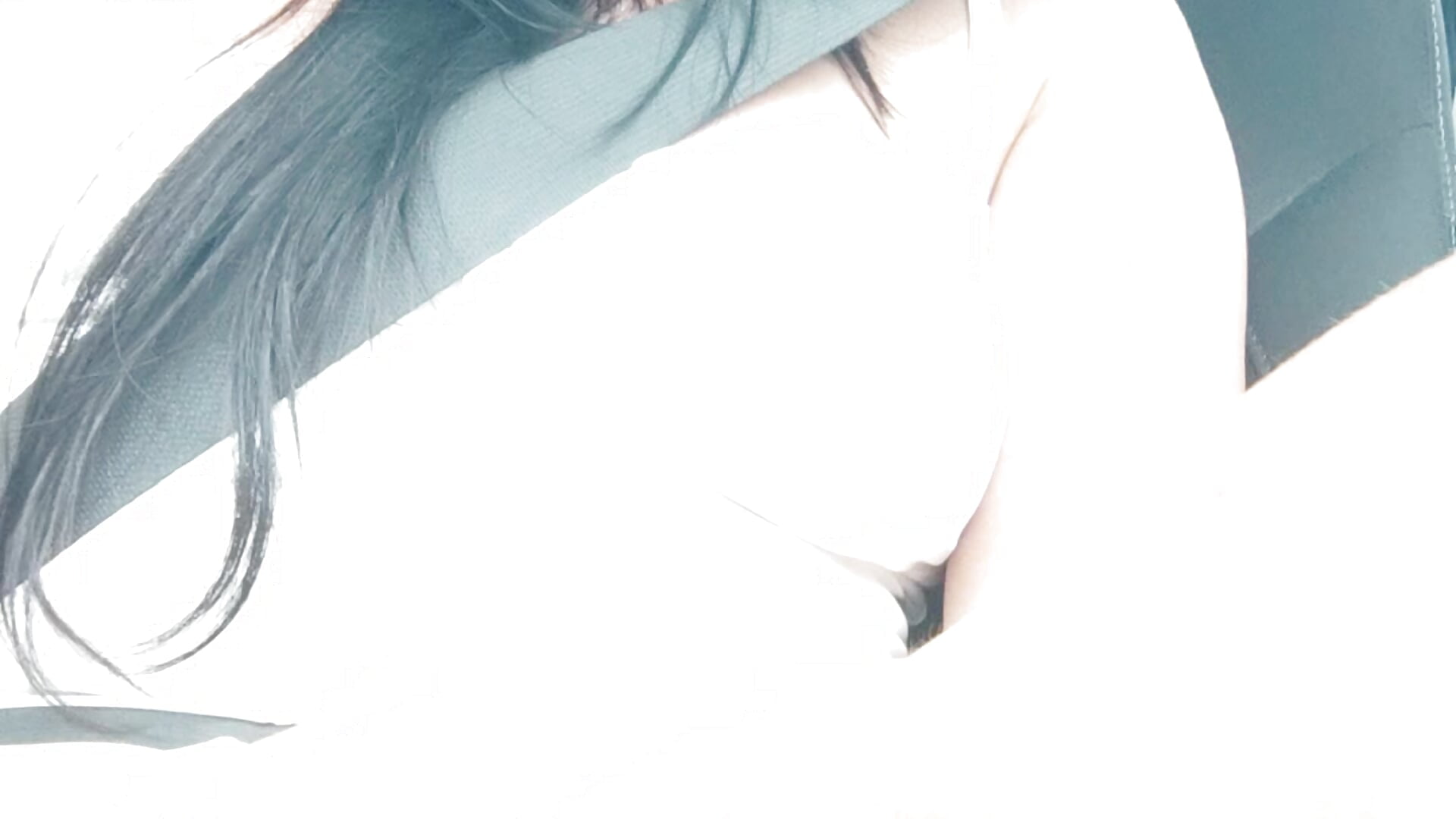 Friend hot in a car - video by paolaluna03 cam model