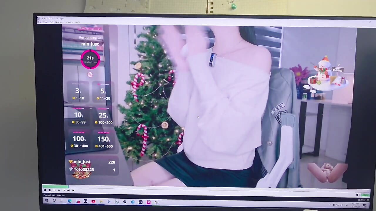 chờ mãi mới được massage lưng - ক্যাম মডেল Shyn__-এর ভিডিও