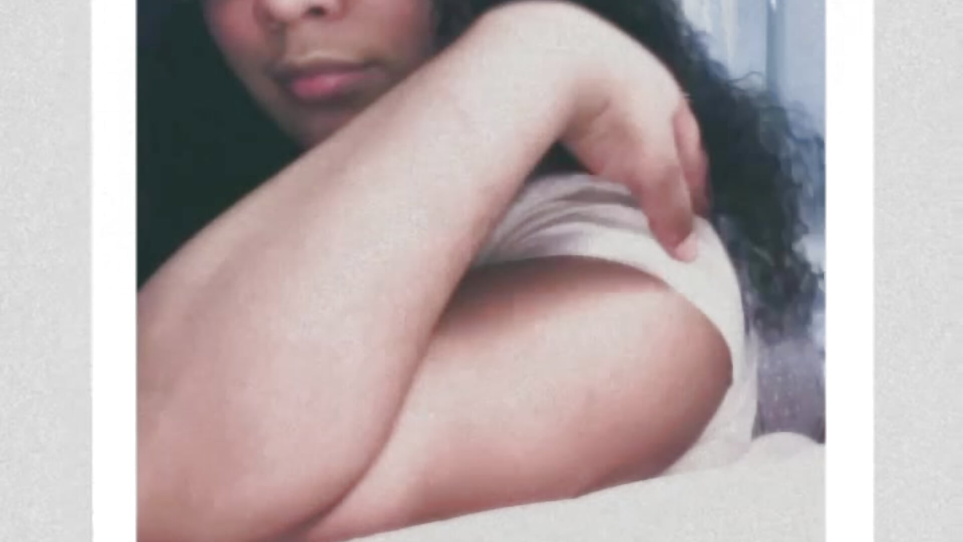 ♾️ – video od webkamerové modelky Chaniita