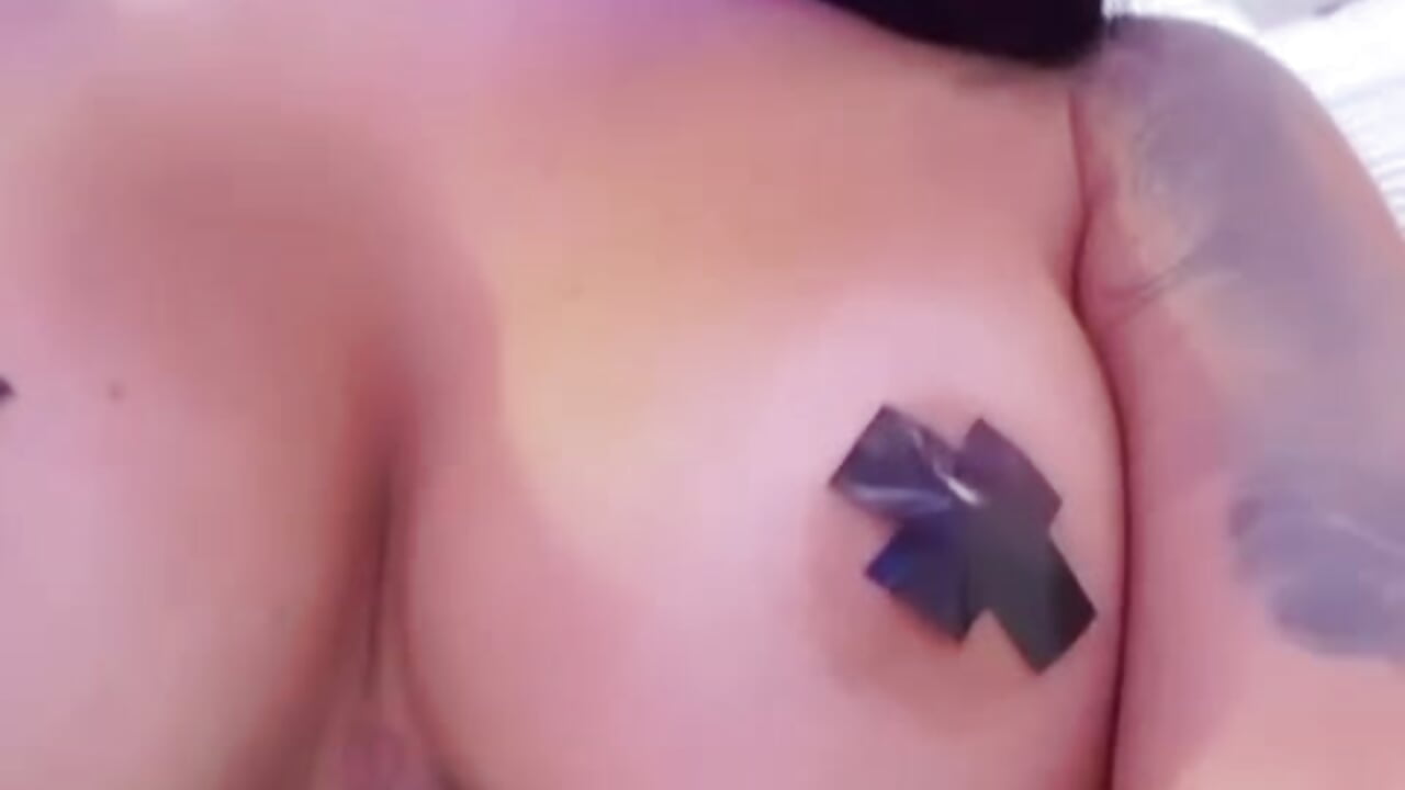 If I flashed you, would you follow me home? 🔞🍒 - vídeo de sexysistter