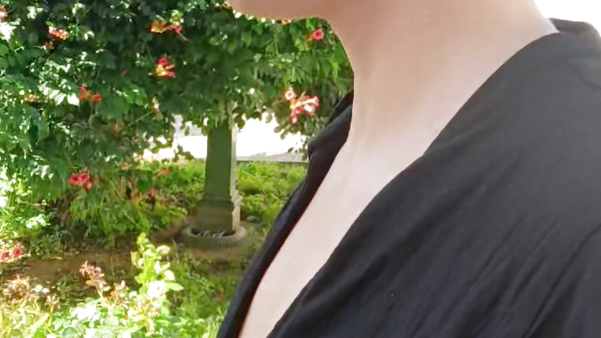 Sunny 😎 Day... Beautifull 🏵️🏵️Flowers...Hot 🔥🥵 Me - video by RebeccaNoble cam model