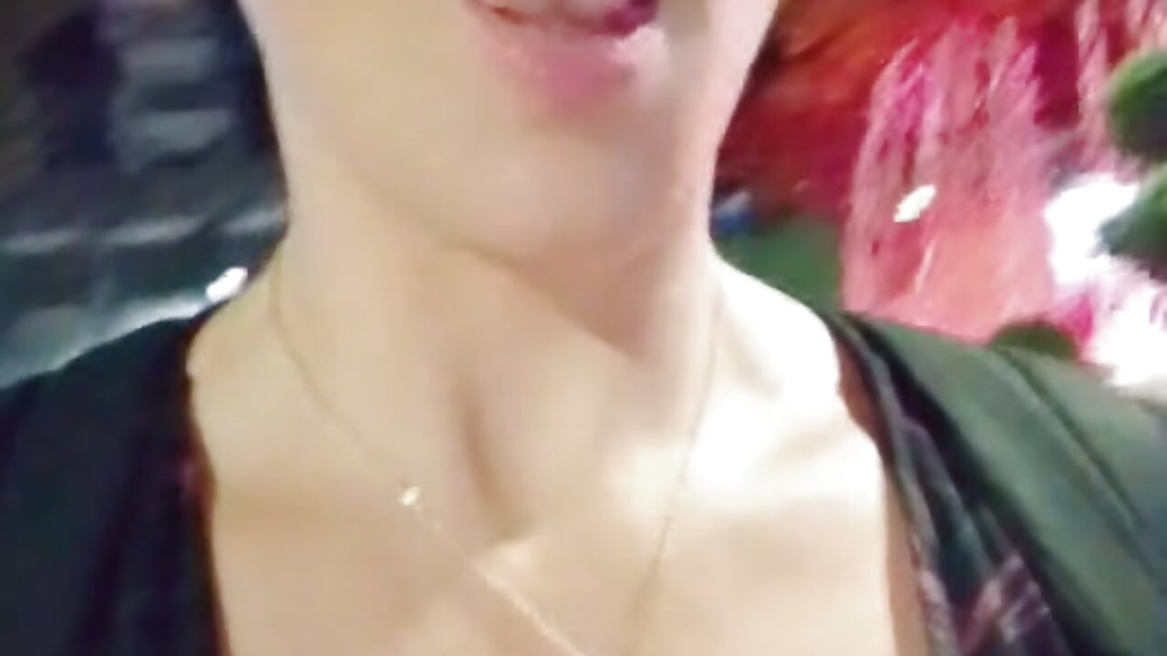 Nice walknin park🥰🥰🥰 - Video von RebeccaNoble Cam-Model