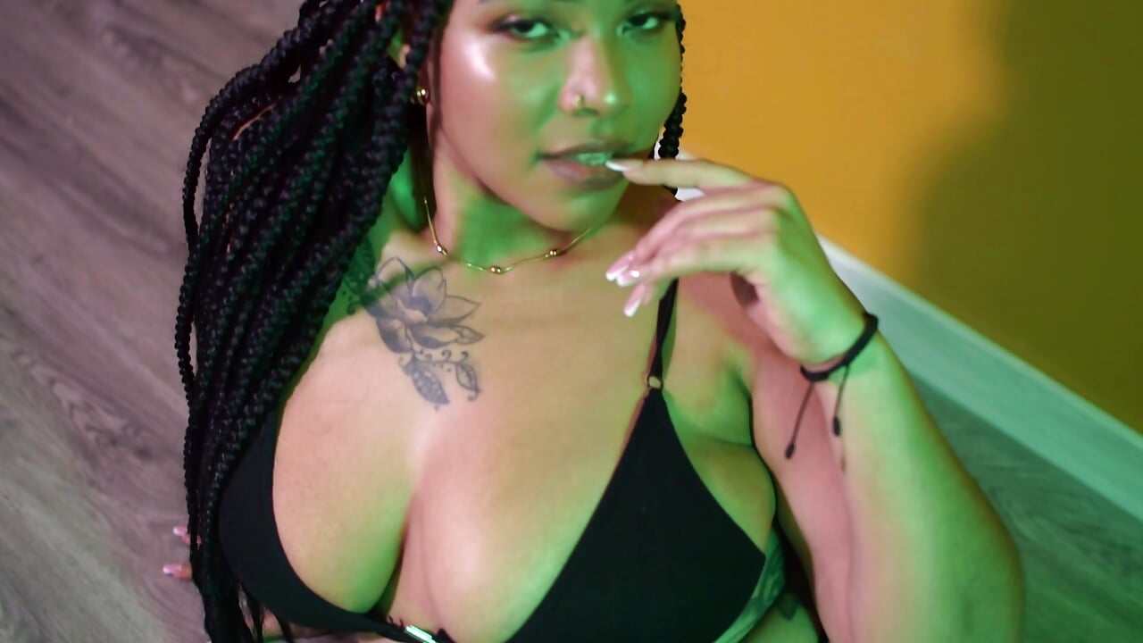 Your sexy  ebony - video di SophiaaStone modella di cam
