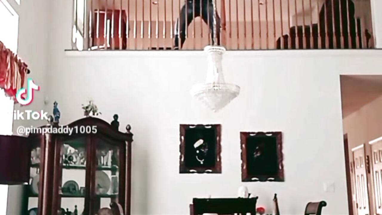 "Bling Bling" - video by Pimpdaddy1000 cam model