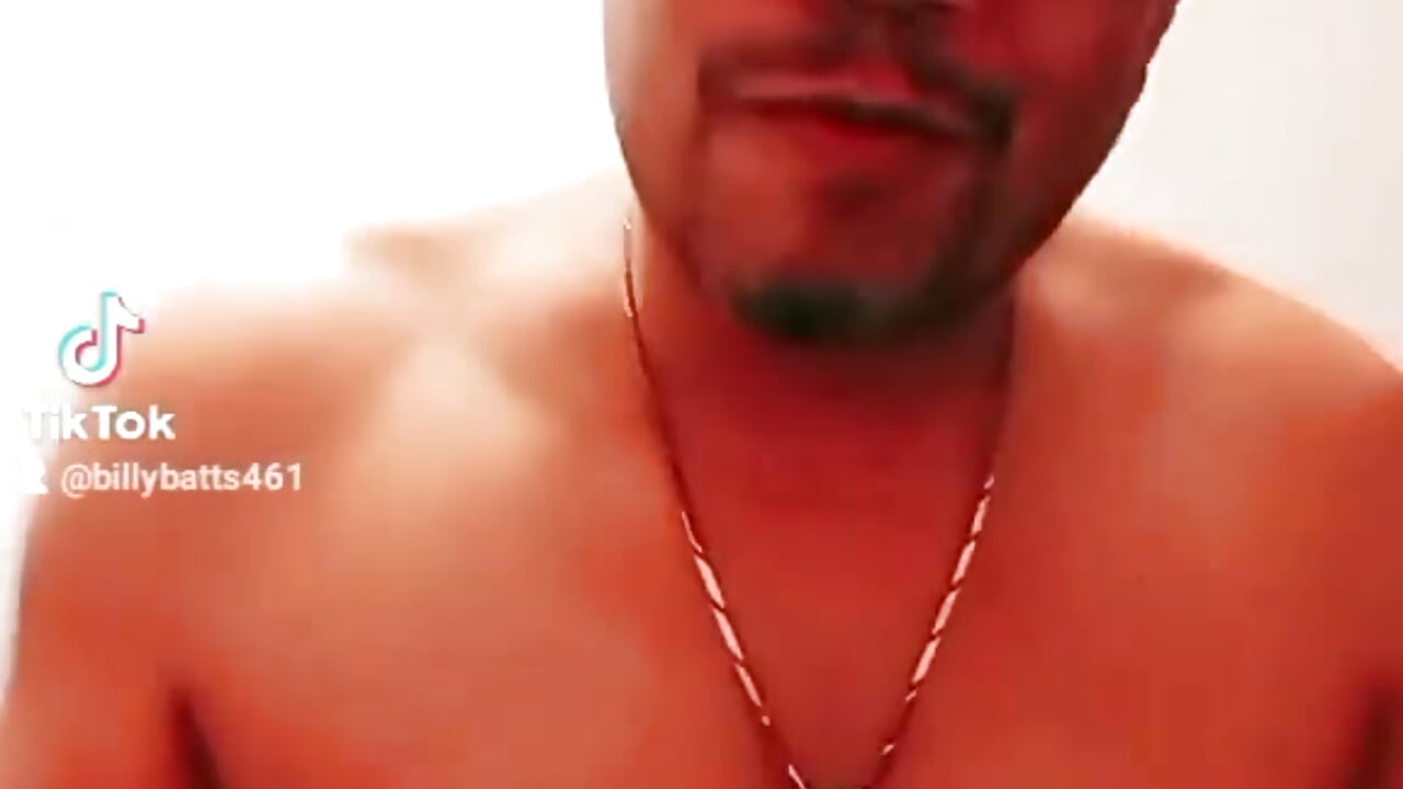 Feeling right off da e and shorty wanna be with me. - video by Pimpdaddy1000 cam model