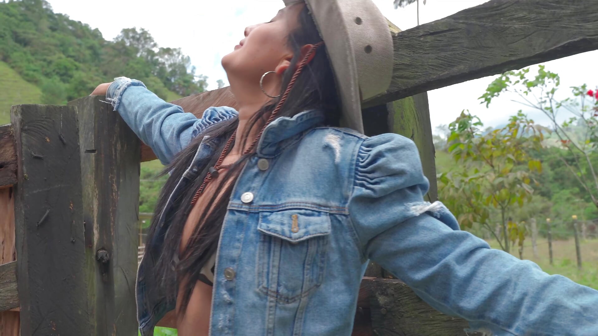 Hanny_Black Cow Girl HD