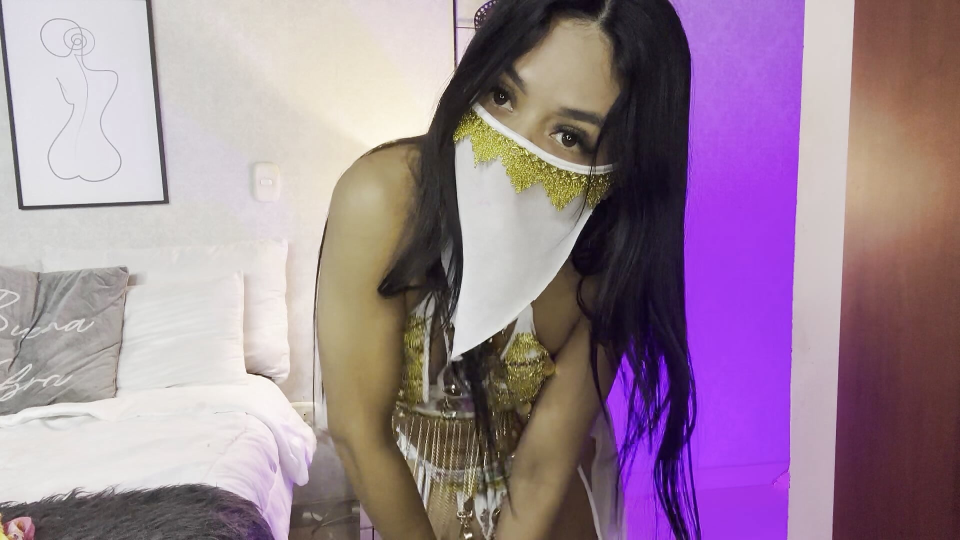 A little dance for you - video di adara_le modella di cam