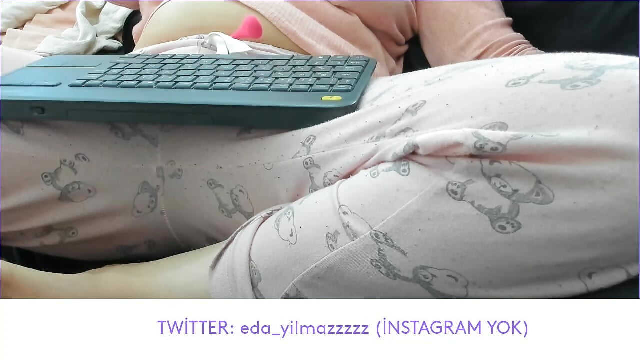 GAZ-FART-WITH CLOTHES.. - video by sexy_modelll cam model