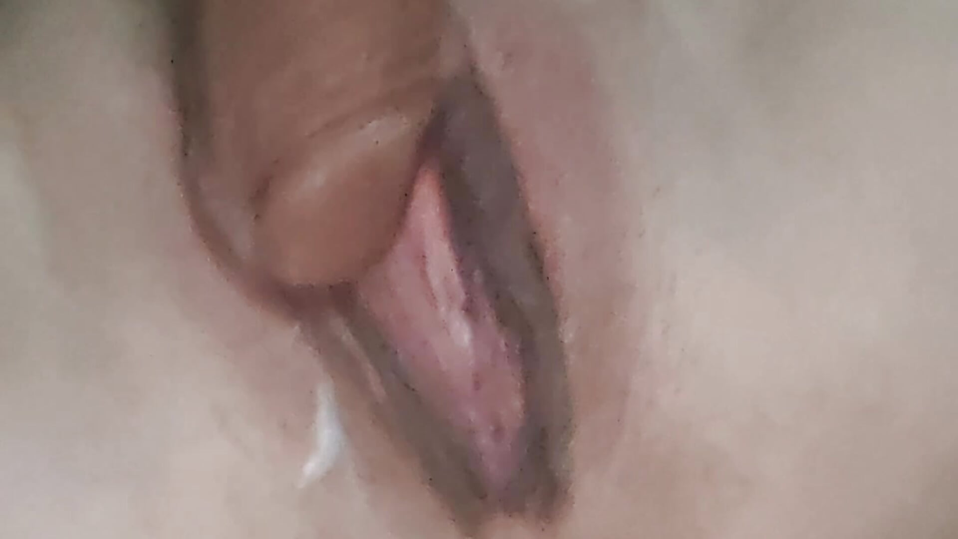 I love fucking myself and tasting it after ❤️