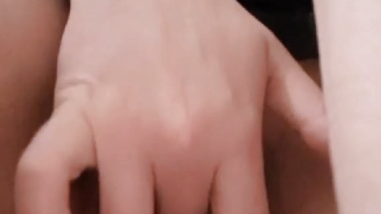 I play with my pussy - clip cu PeterAndJen