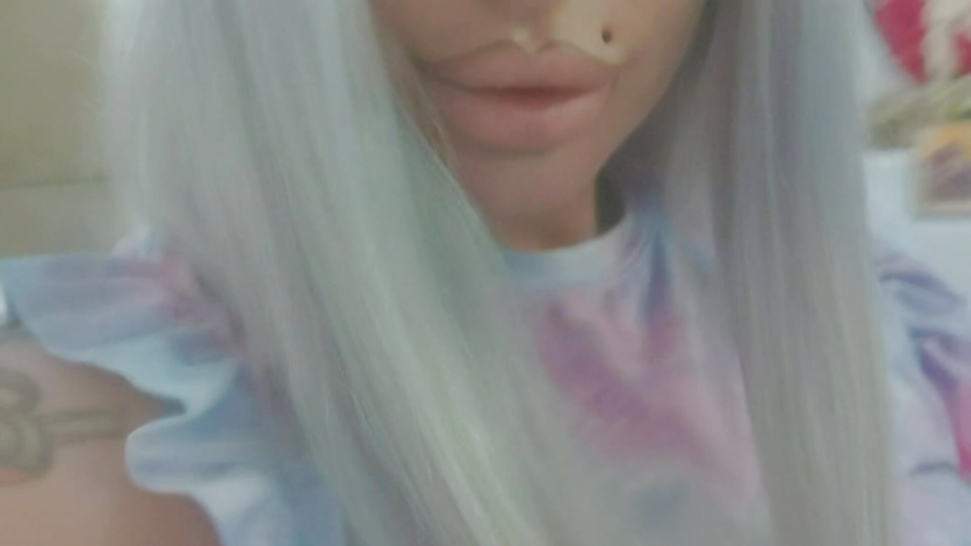 Smoke - video by hotgirlsmoking_69xxx cam model