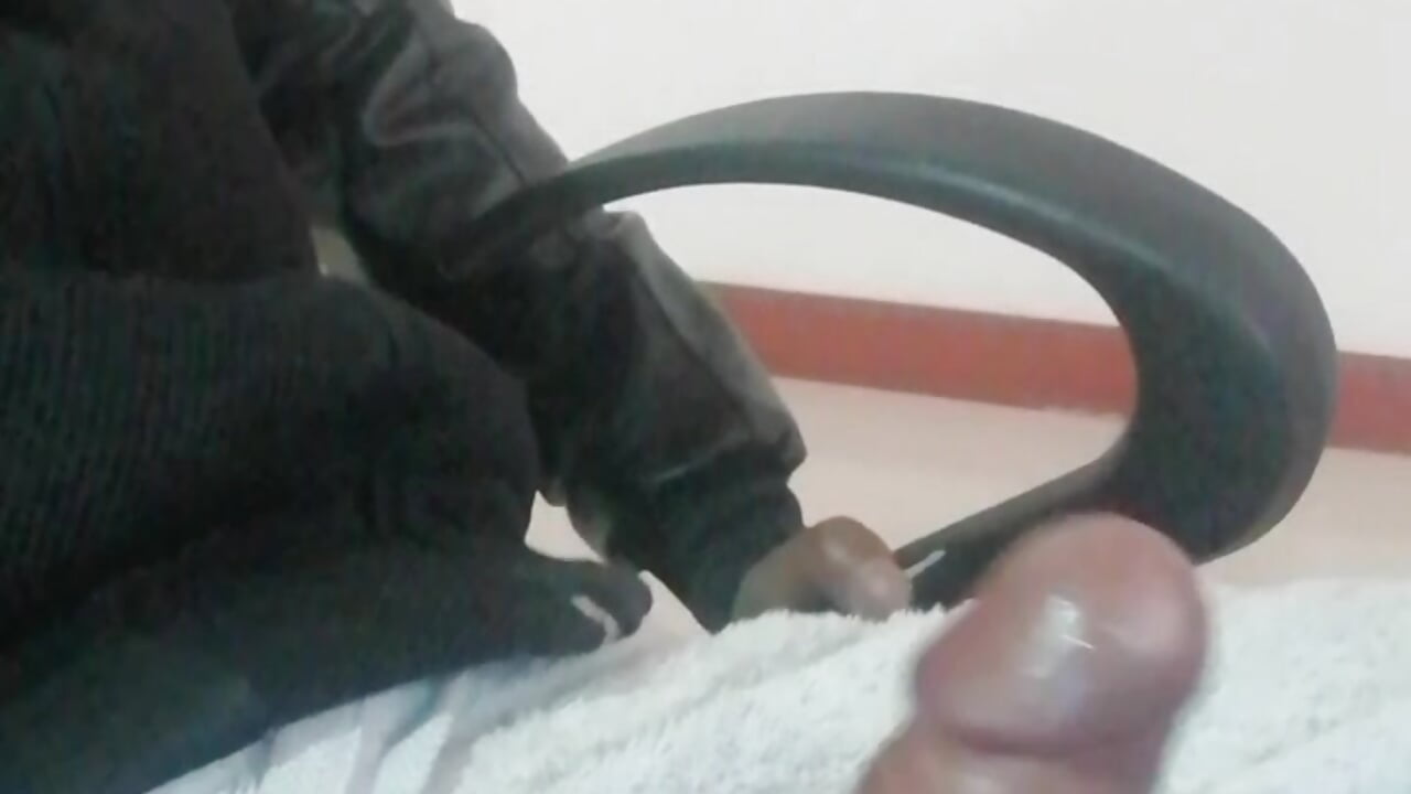 Today my cum comes out because I want your ass - video by Curiosos369_ cam model