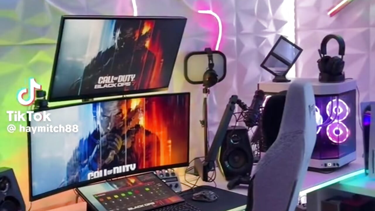 1000101250 - video by WokeWight cam model