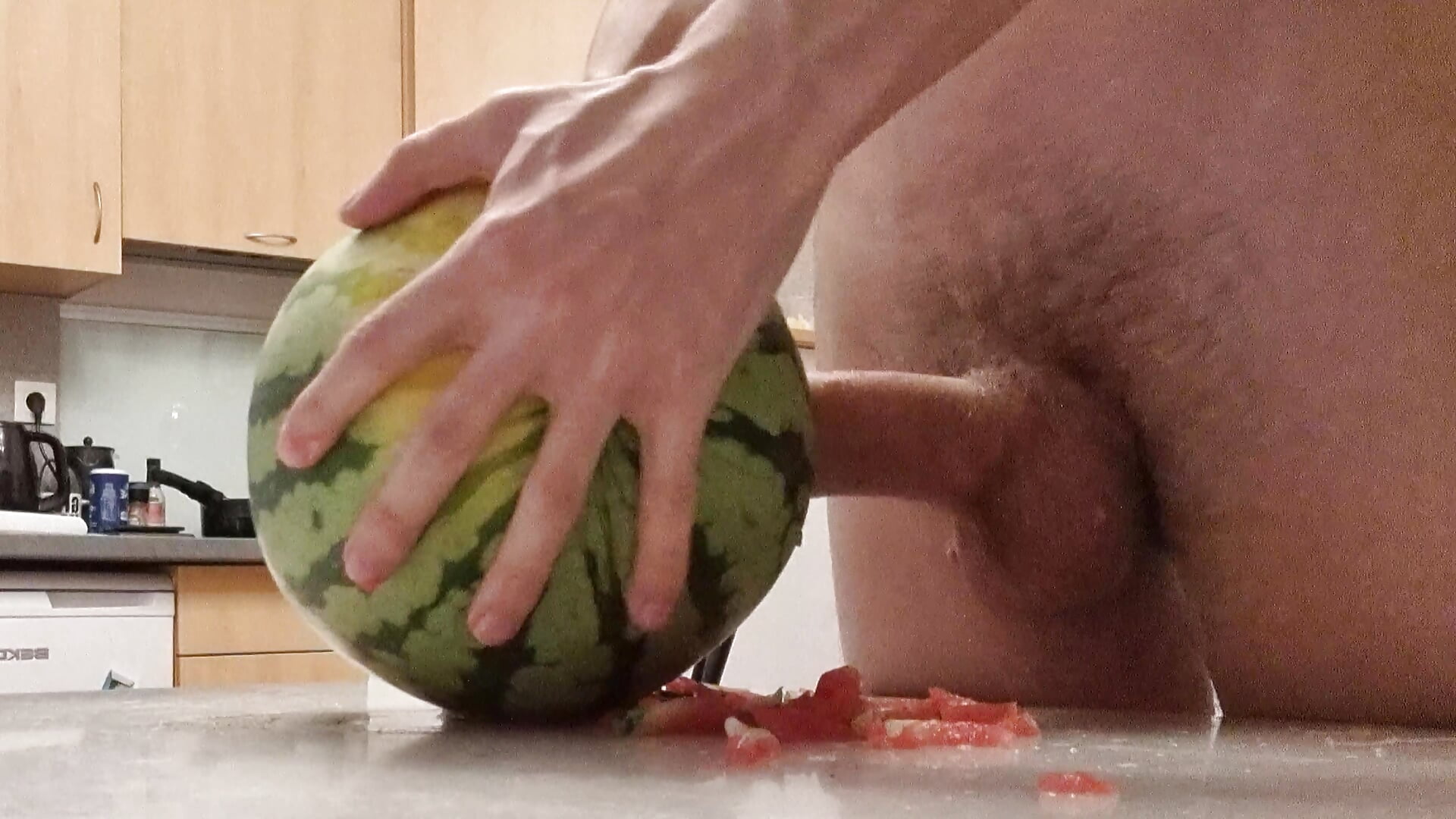 i wanna fuck this watermelon... 😅 – video od webkamerové modelky nolantwink