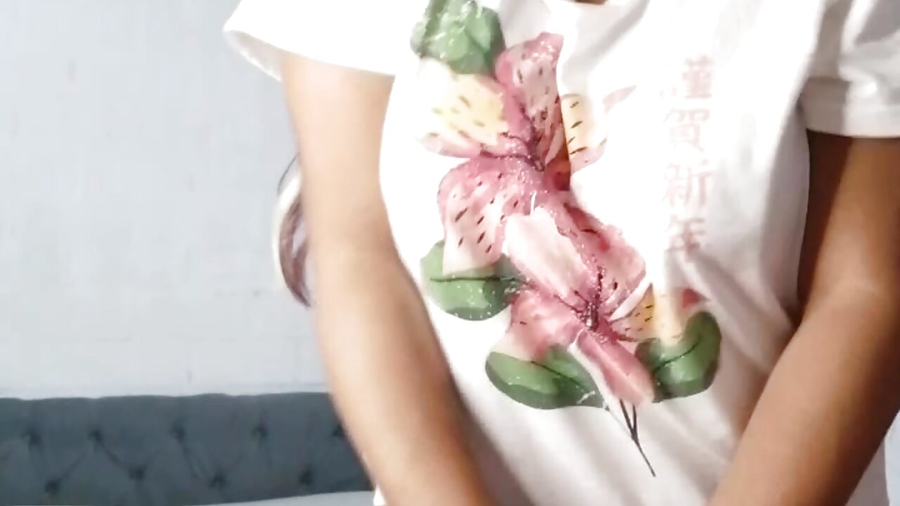 Buenas noches - video by Hilarybunnyy cam model