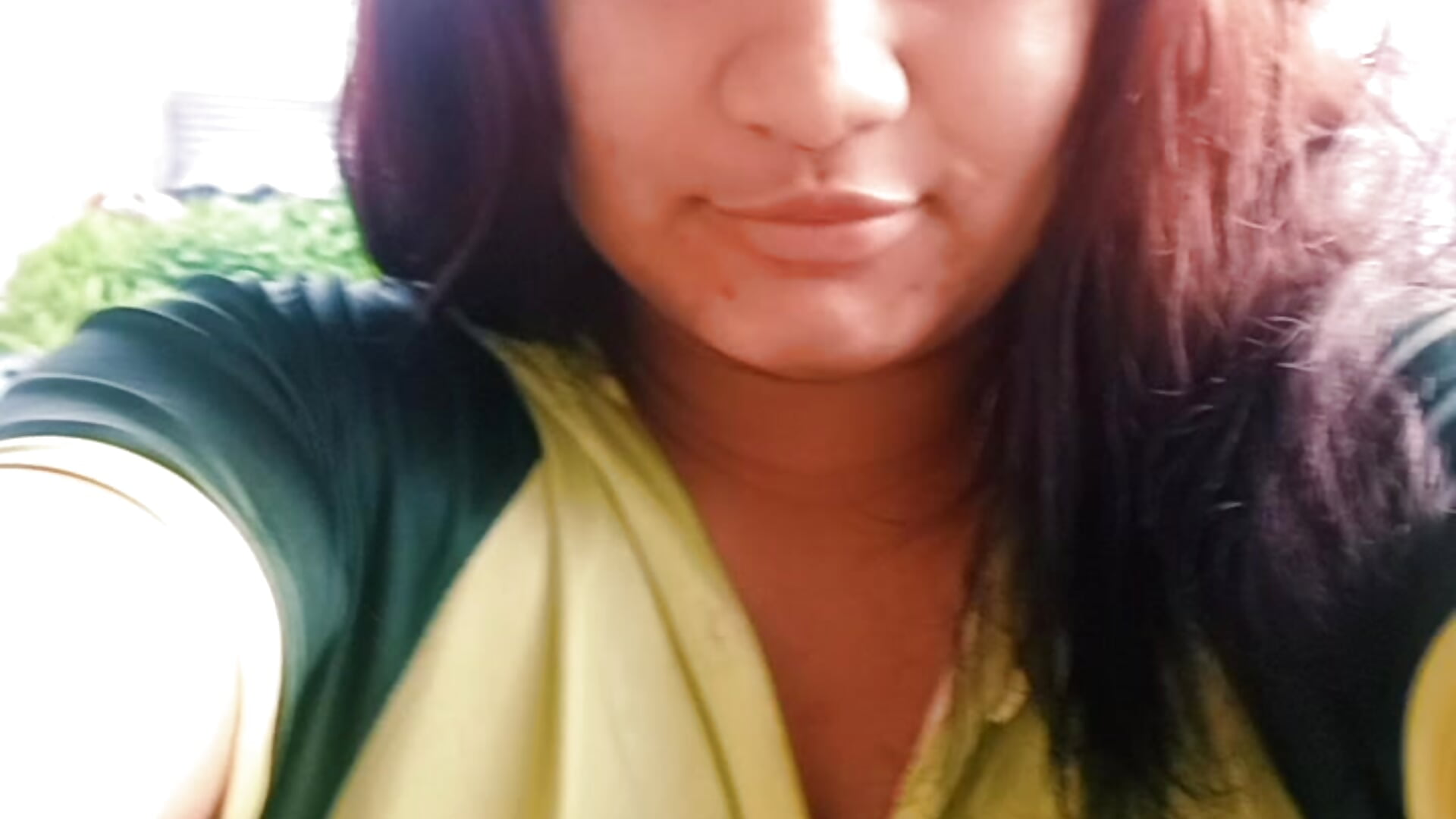 Al aire libre - video by Hilarybunnyy cam model