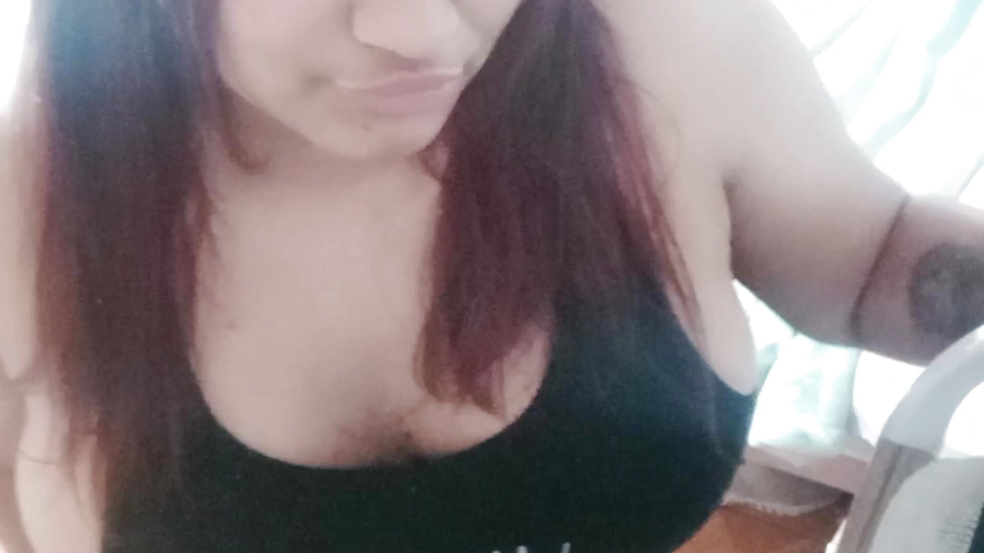 Ya me enteré que eres un alien 👽 - video by Hilarybunnyy cam model