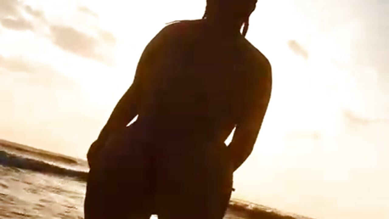 my birthday in the beach - βίντεο μοντέλου meda_kawaii_