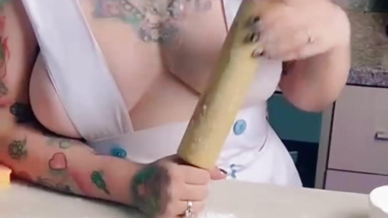 Mi cocina, mis reglas… y mis galletas 😏#cooking time #cooking #medachefsita #fypage - βίντεο μοντέλου meda_kawaii_