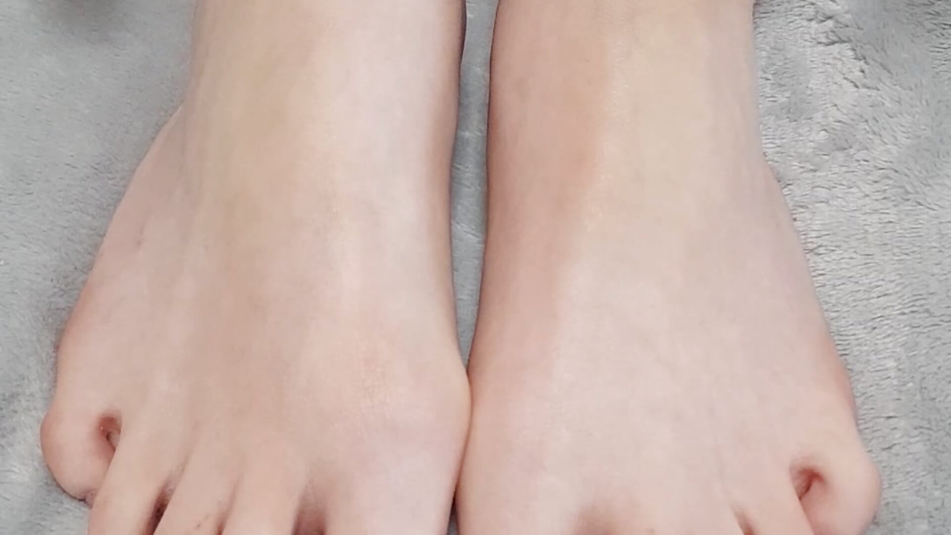 feet