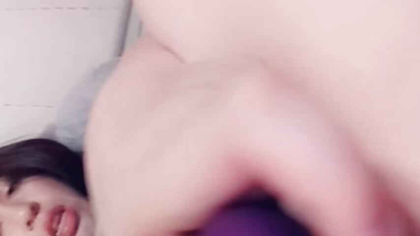 let's make her purr - video by HYPHYtype cam model