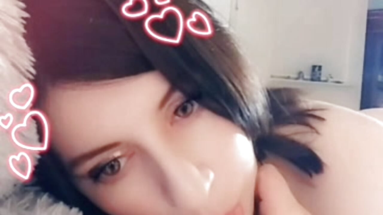 thumbsucking babygirl - video by HYPHYtype cam model