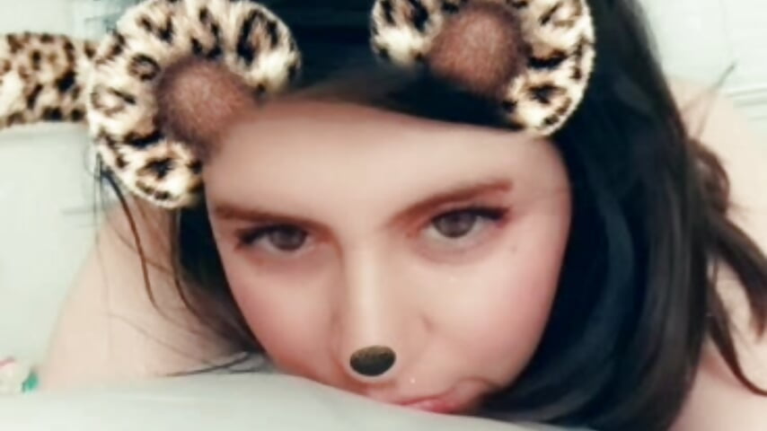 lolafuccbunny's feeling feline - video by HYPHYtype cam model