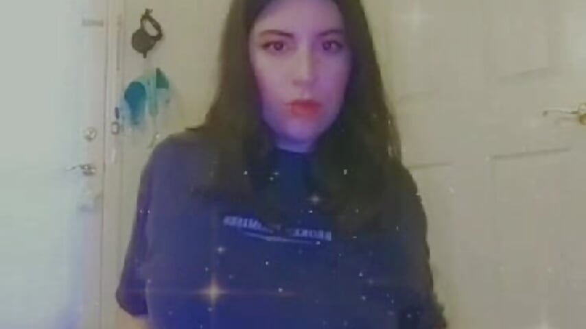 innie tease in red panties - video by HYPHYtype cam model