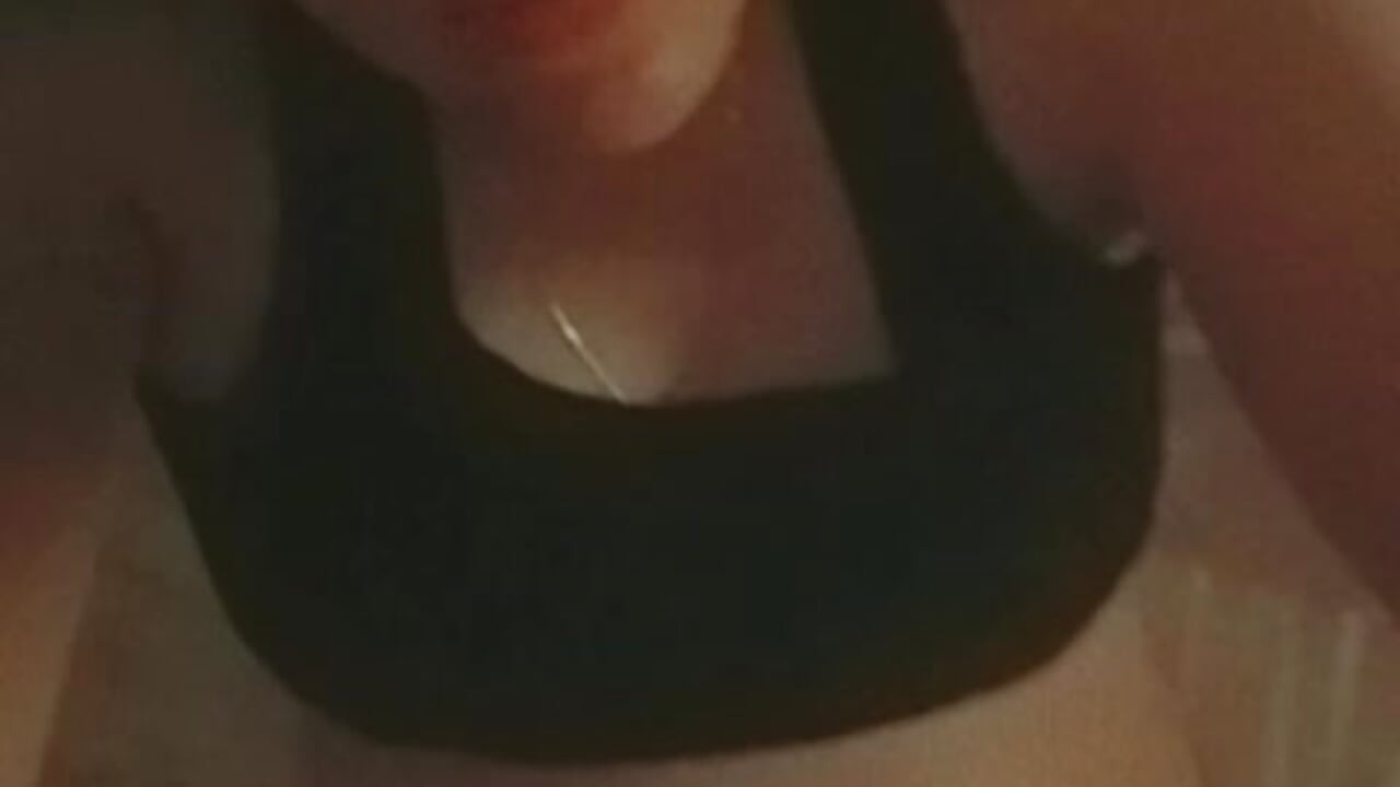 Teaser - clip cu HYPHYtype model videochat