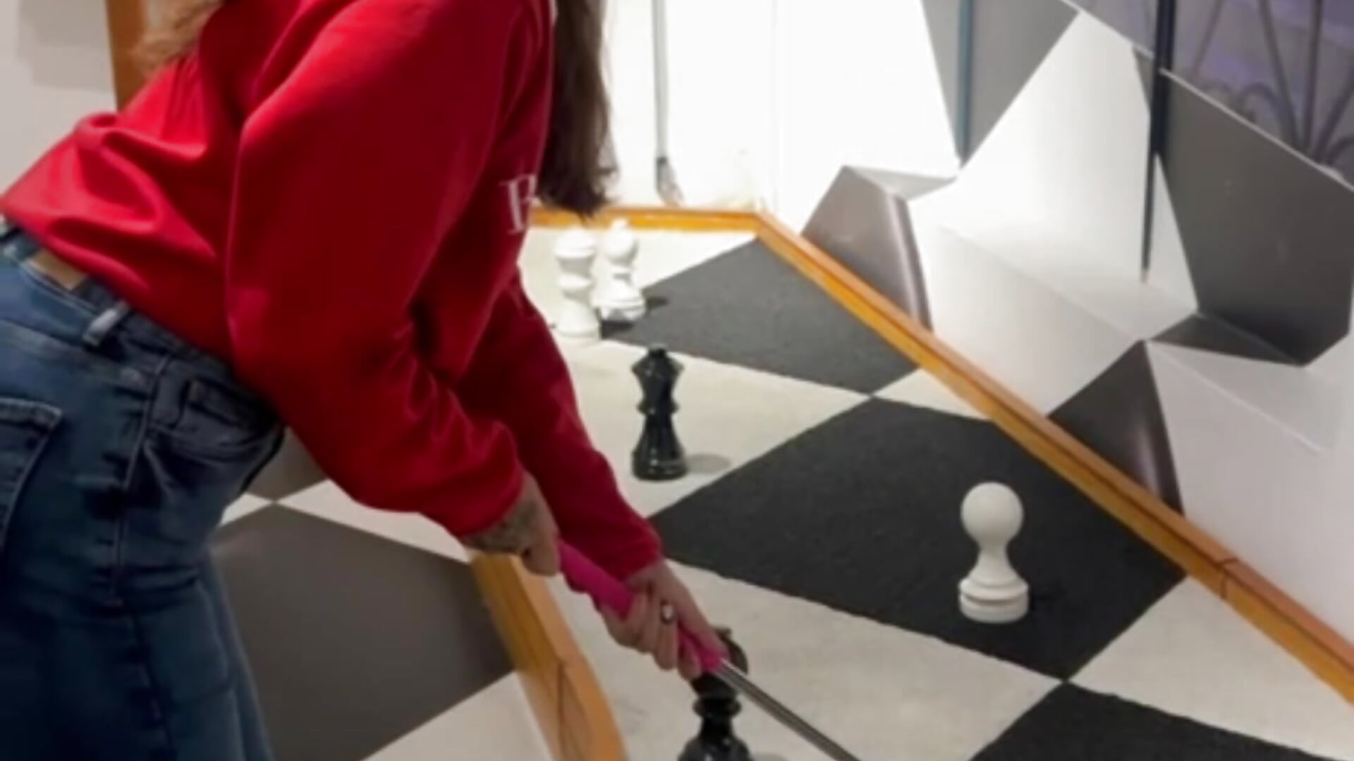 More laughs than successes in mini golf 😜⛳️ - Video von nini_love01 Cam-Model