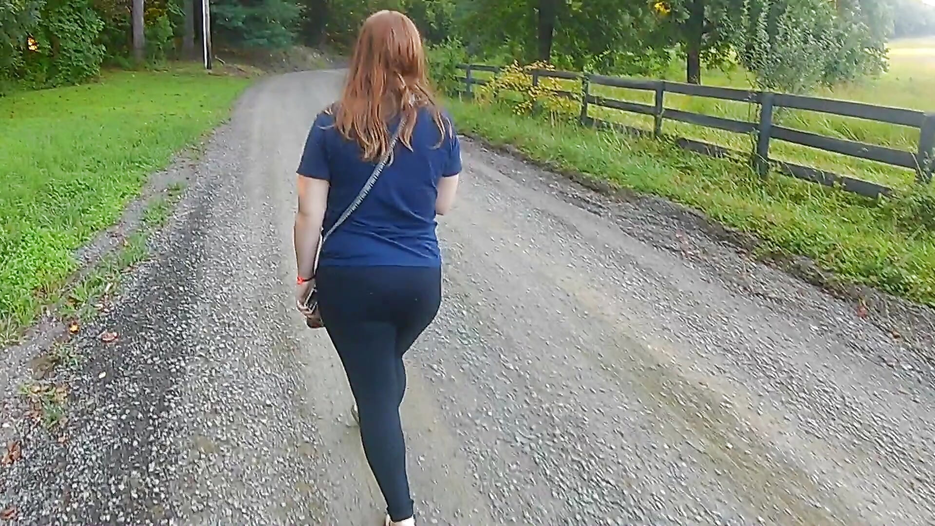 Creepshot Gravel Road - vídeo de VelvetDiablo