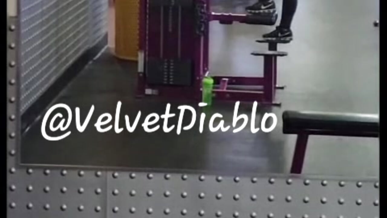 I work out - vídeo de VelvetDiablo